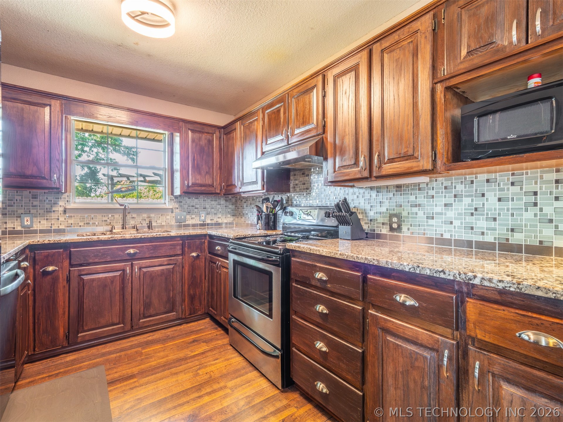 1945 Green Meadows Drive Mcalester OK 74501