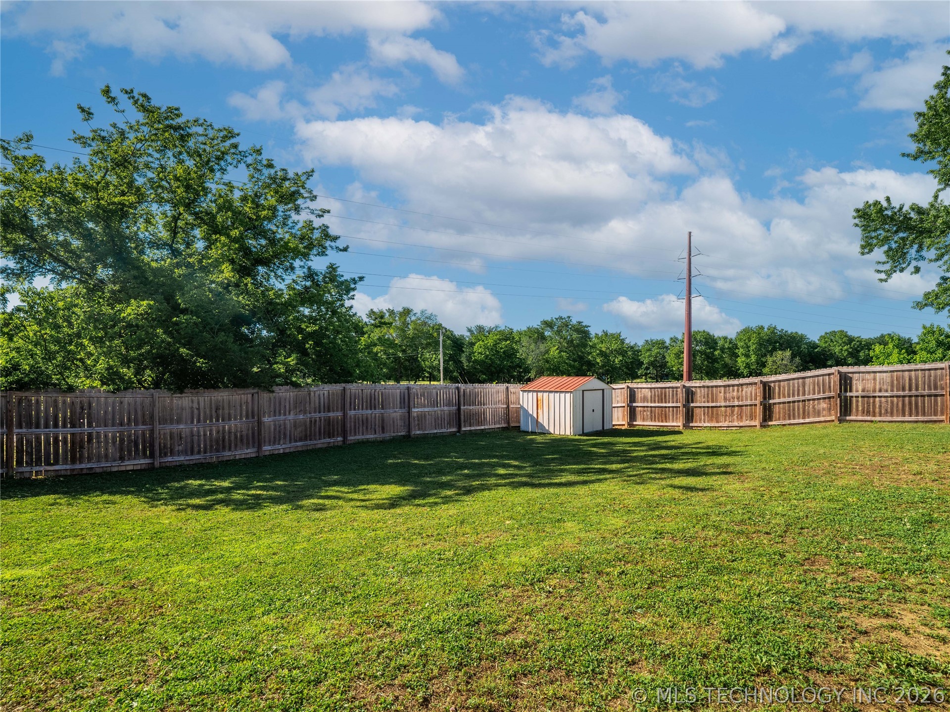 1945 Green Meadows Drive Mcalester OK 74501