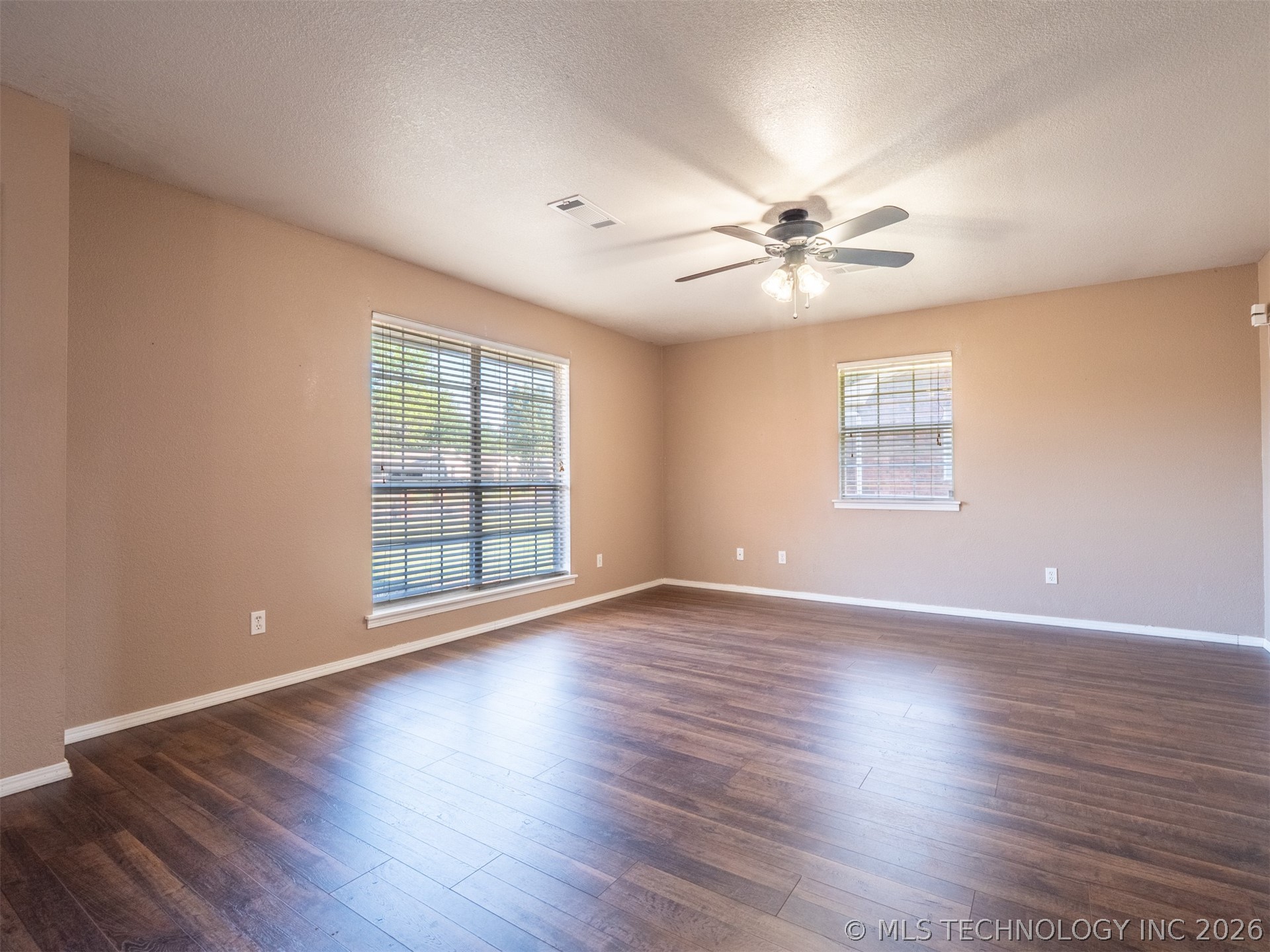 1945 Green Meadows Drive Mcalester OK 74501