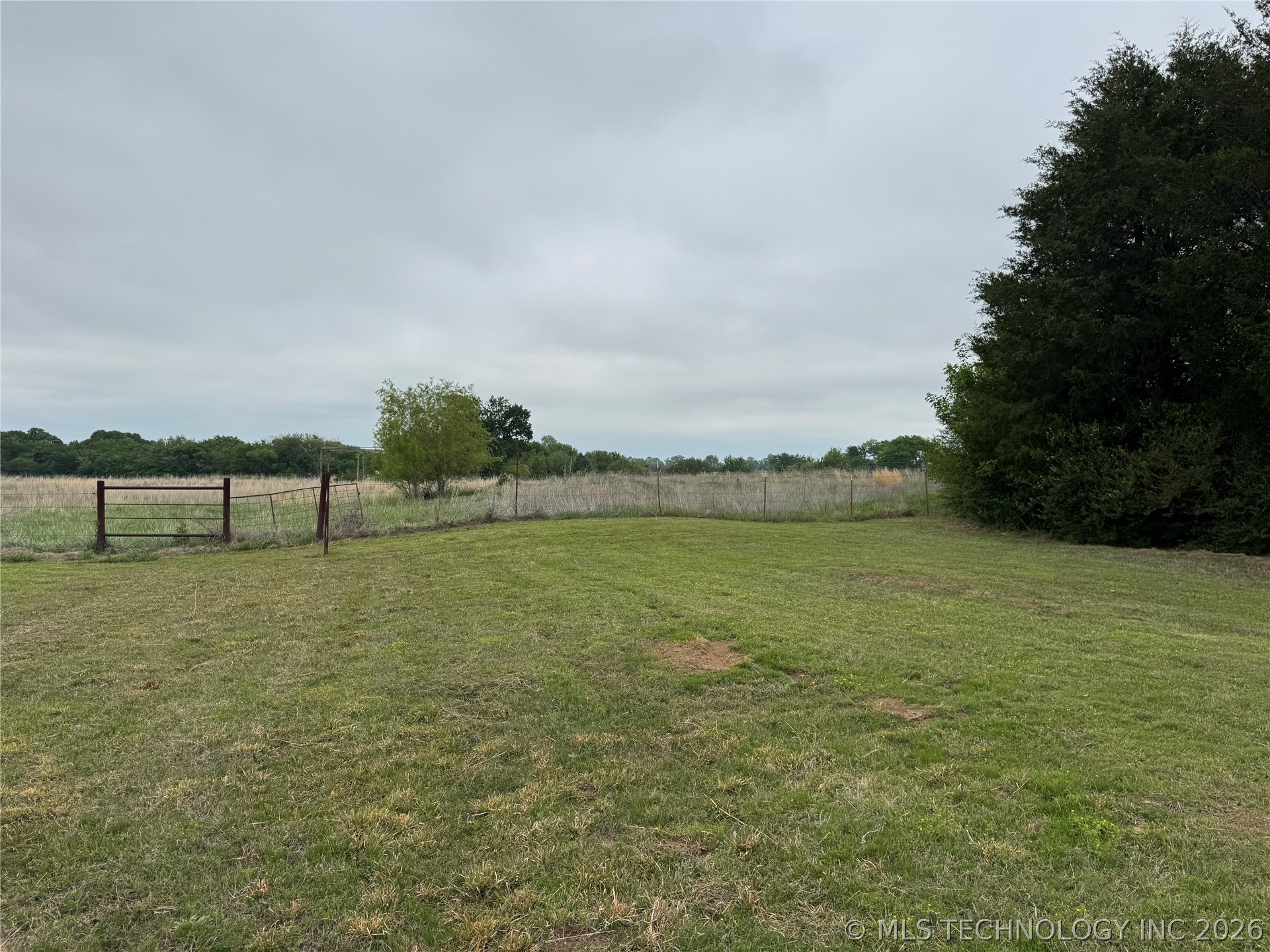 7214 E 132nd Road Holdenville OK 74848