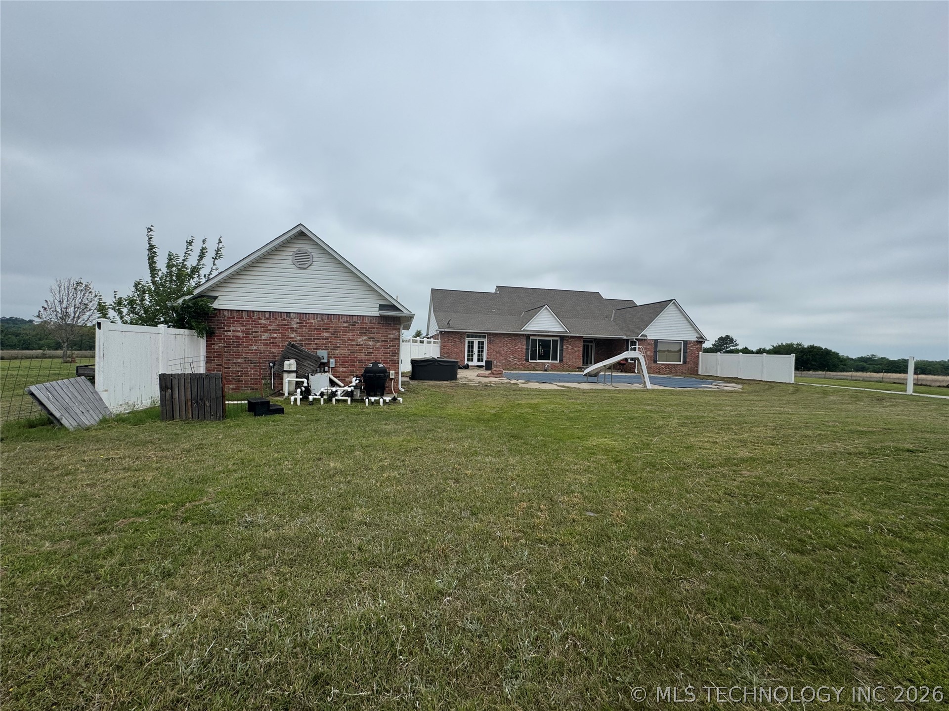 7214 E 132nd Road Holdenville OK 74848