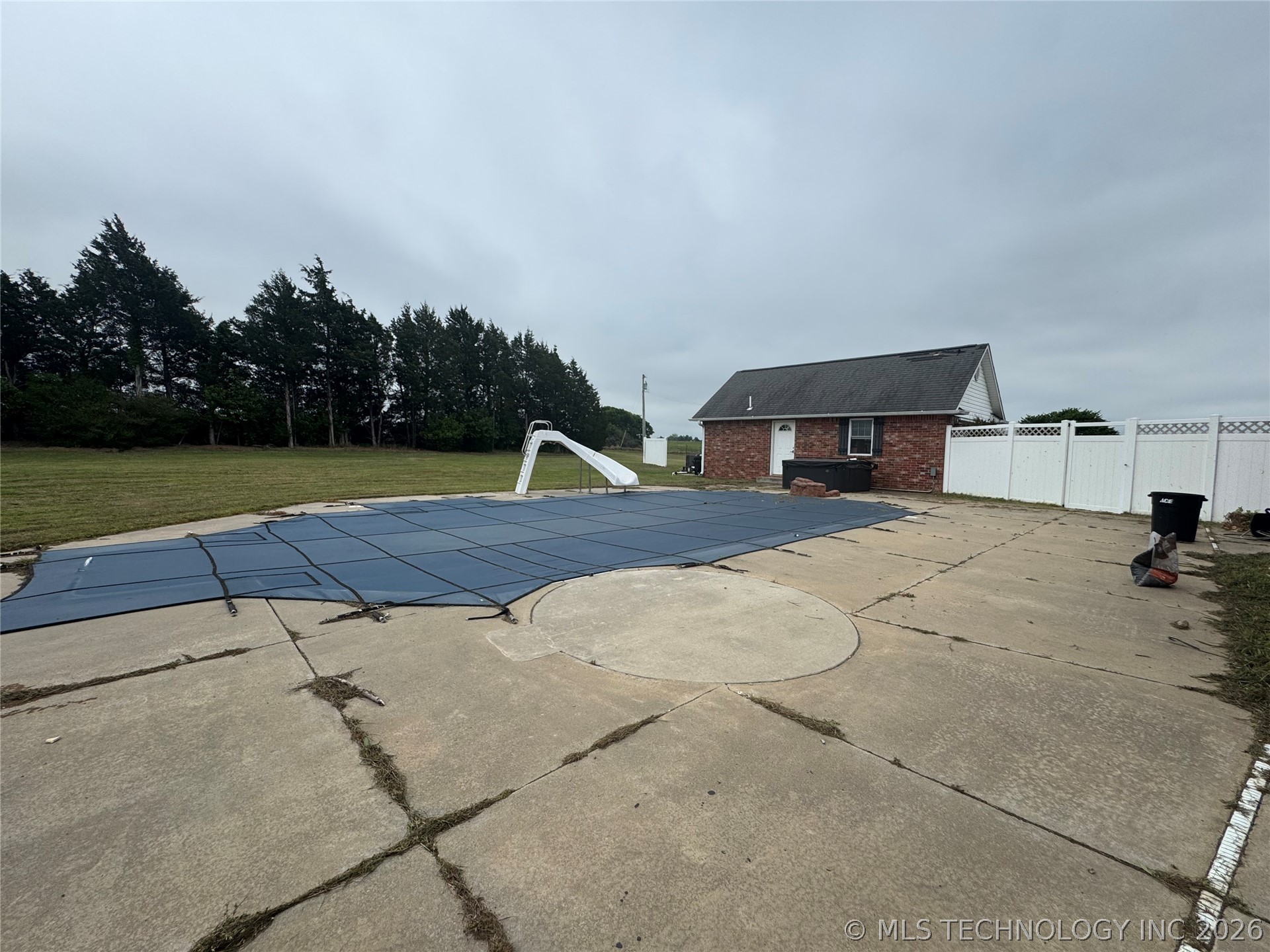7214 E 132nd Road Holdenville OK 74848