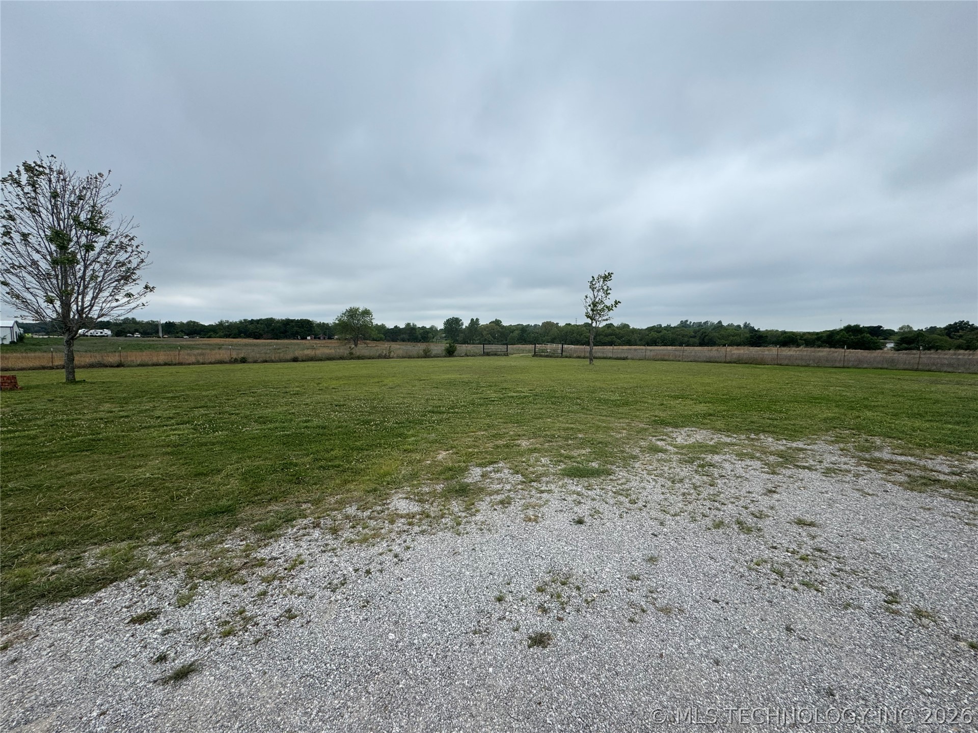 7214 E 132nd Road Holdenville OK 74848