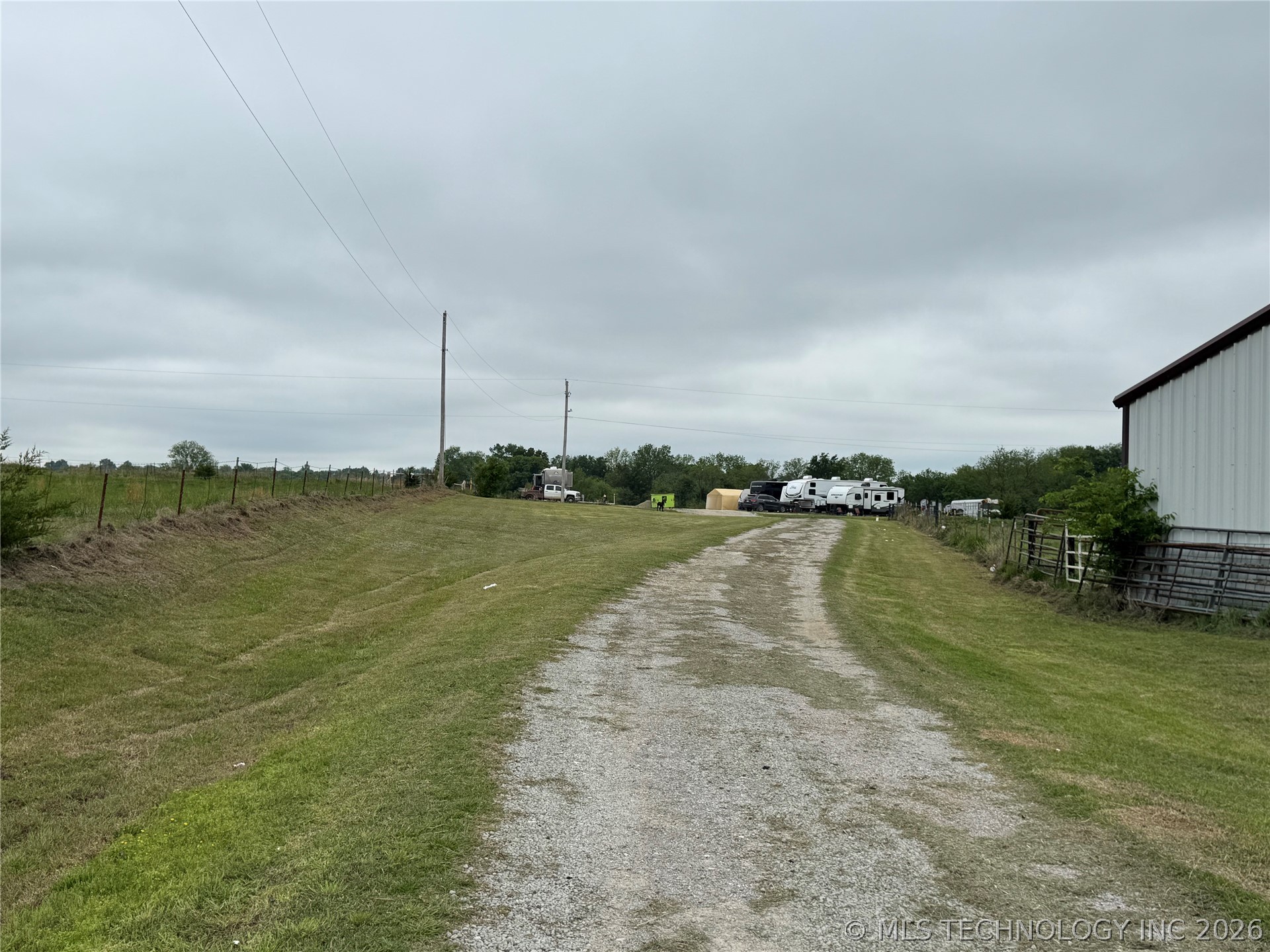 7214 E 132nd Road Holdenville OK 74848