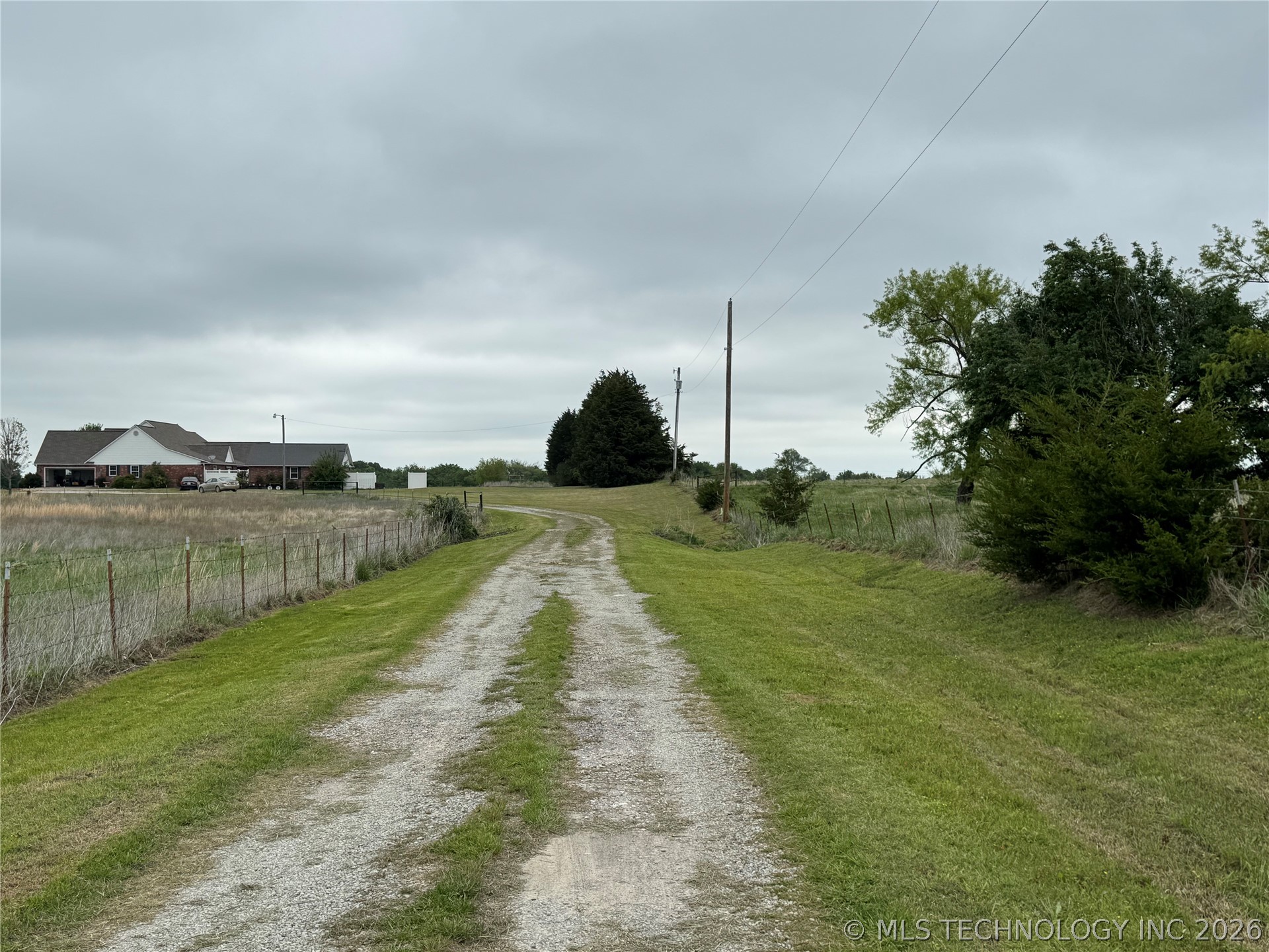 7214 E 132nd Road Holdenville OK 74848