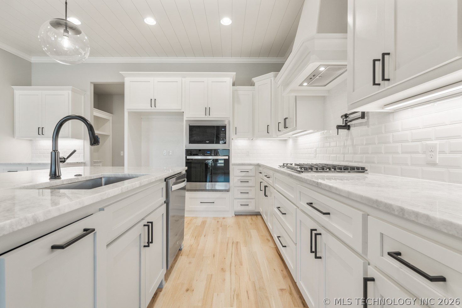 6705 S Fir Avenue Broken Arrow OK 74011