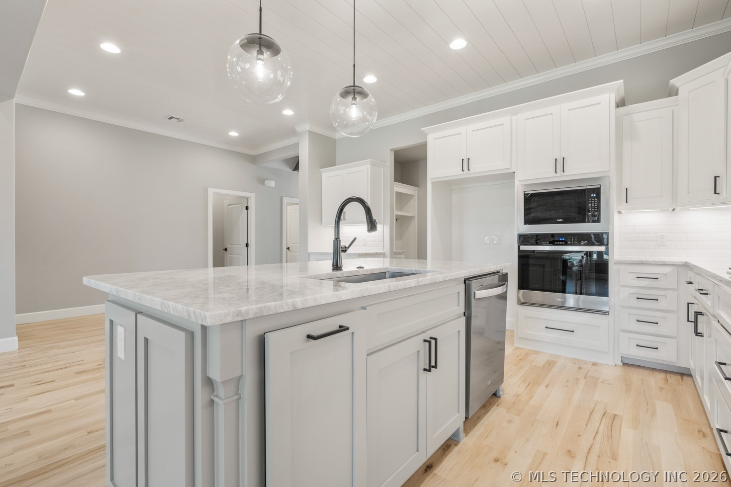 6705 S Fir Avenue Broken Arrow OK 74011