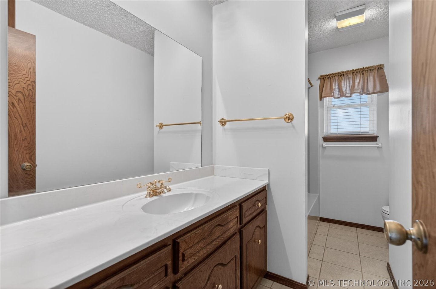 3321 Tuxedo Bartlesville OK 74006