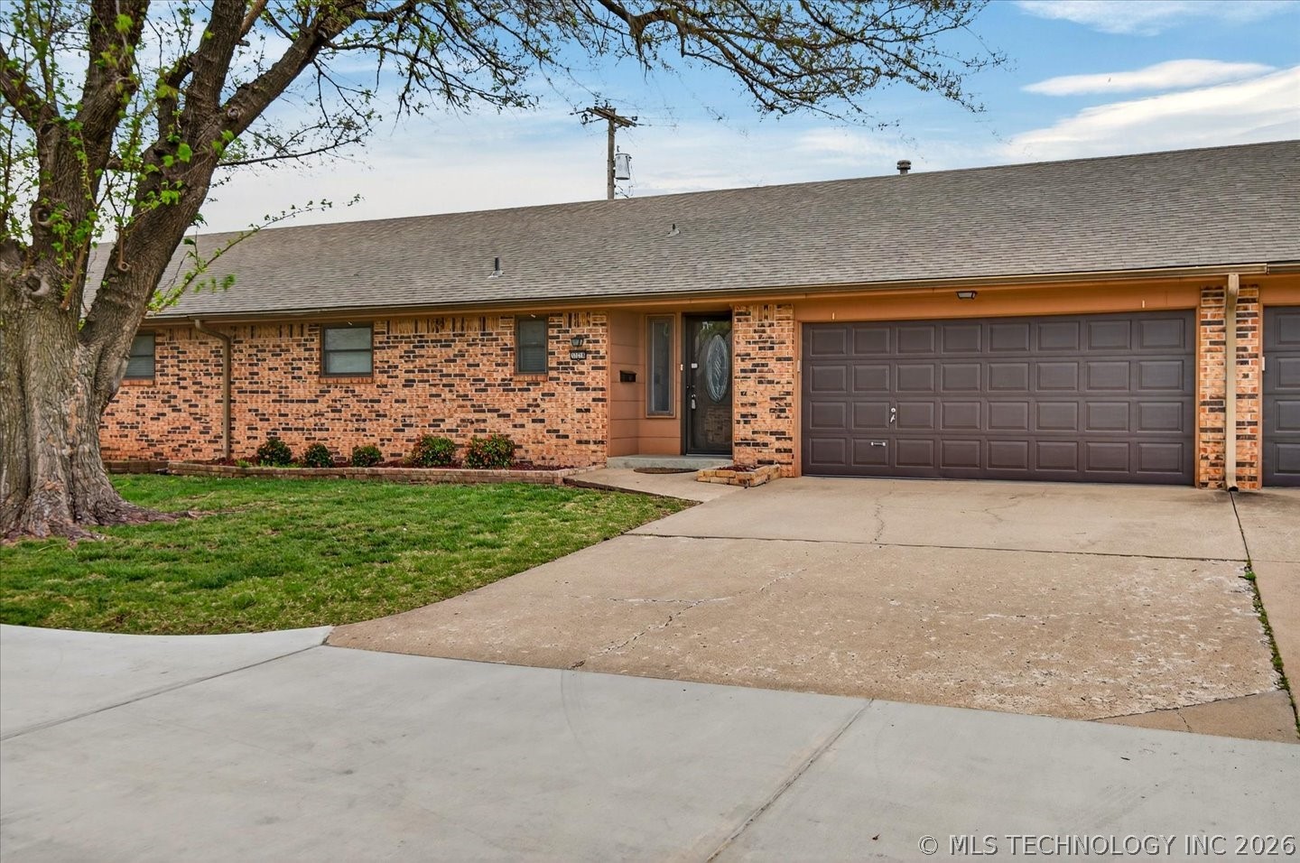 3321 Tuxedo Bartlesville OK 74006