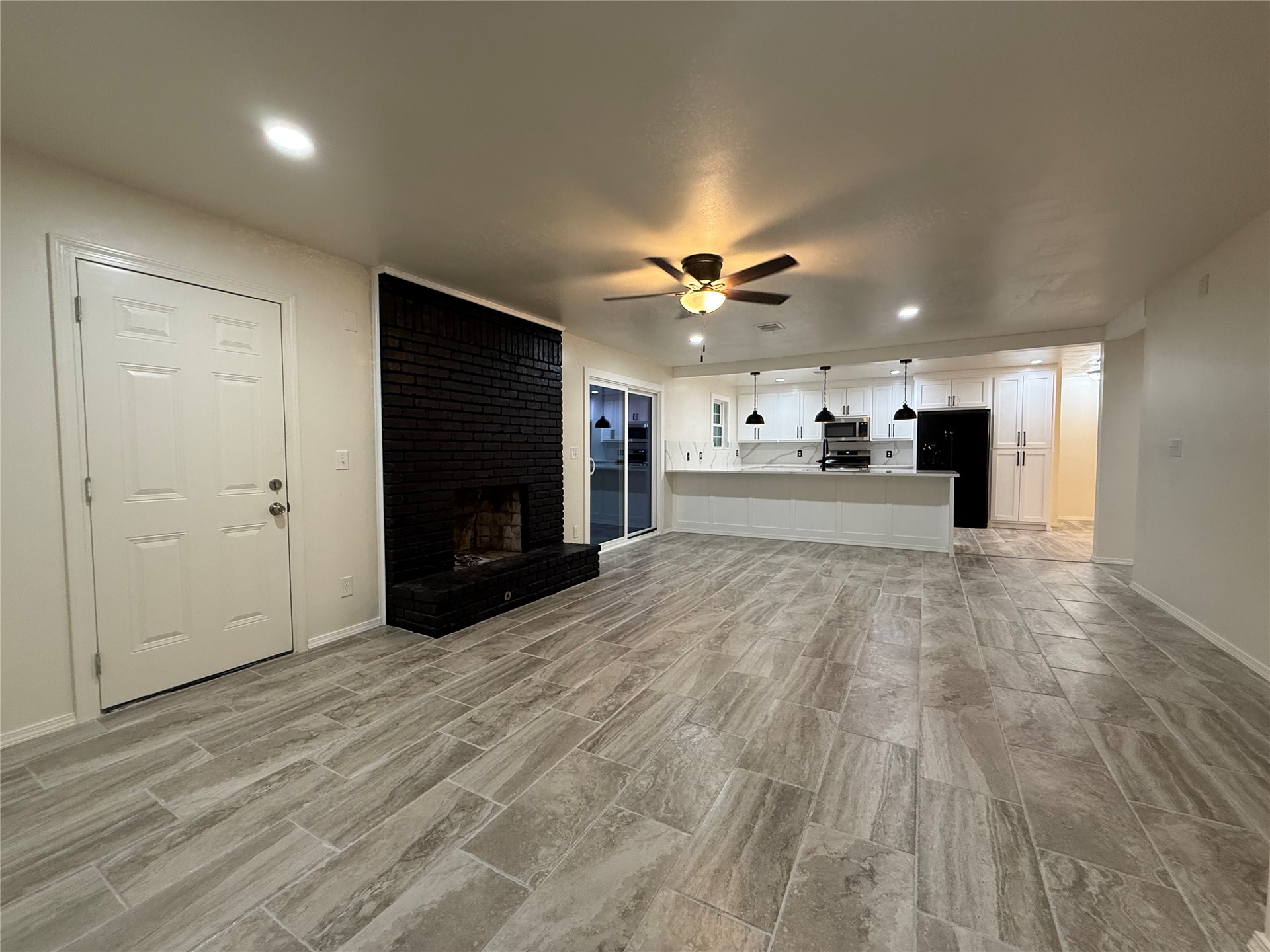 1146 E 50th Place N Tulsa OK 74126