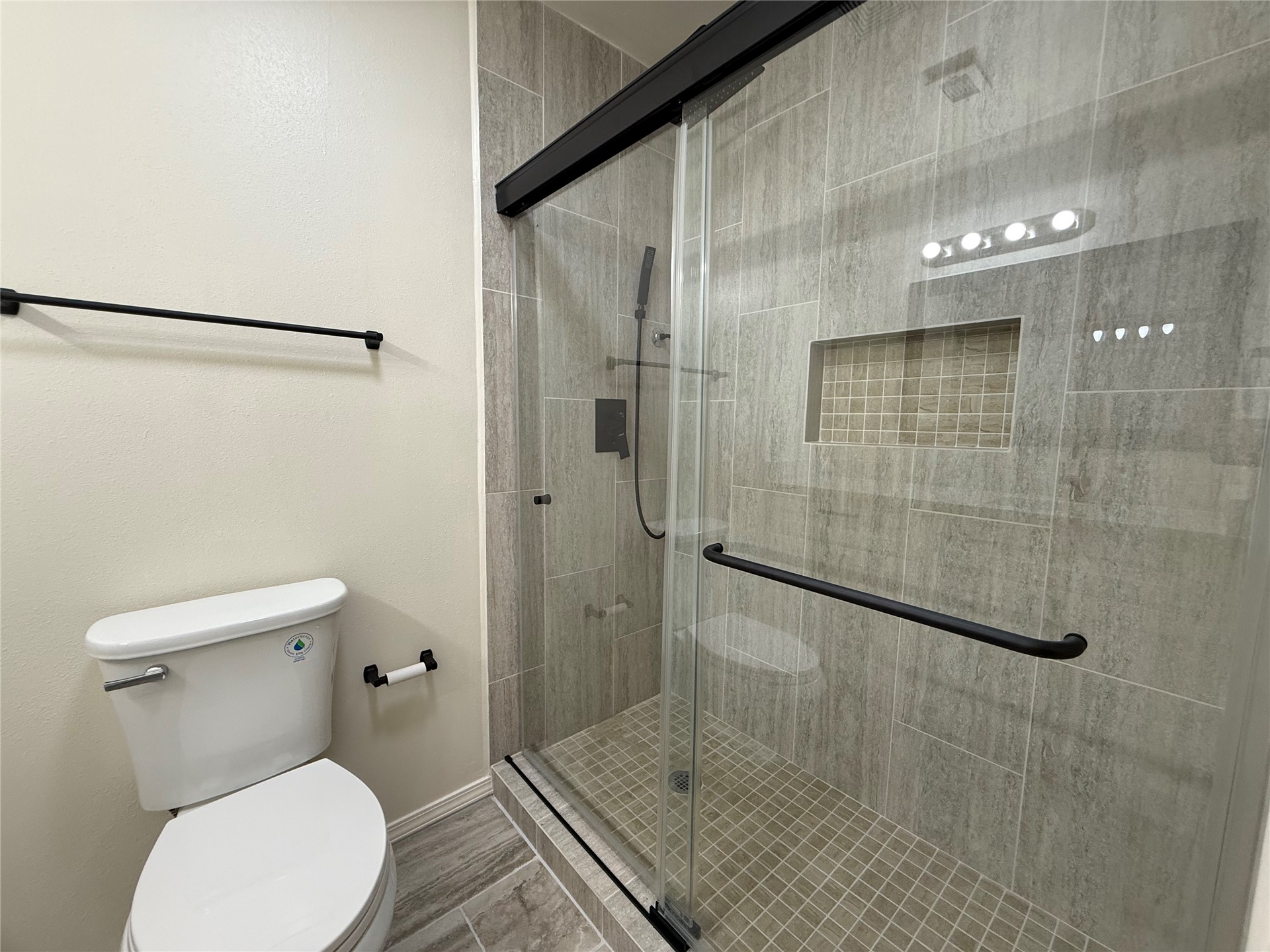 1146 E 50th Place N Tulsa OK 74126