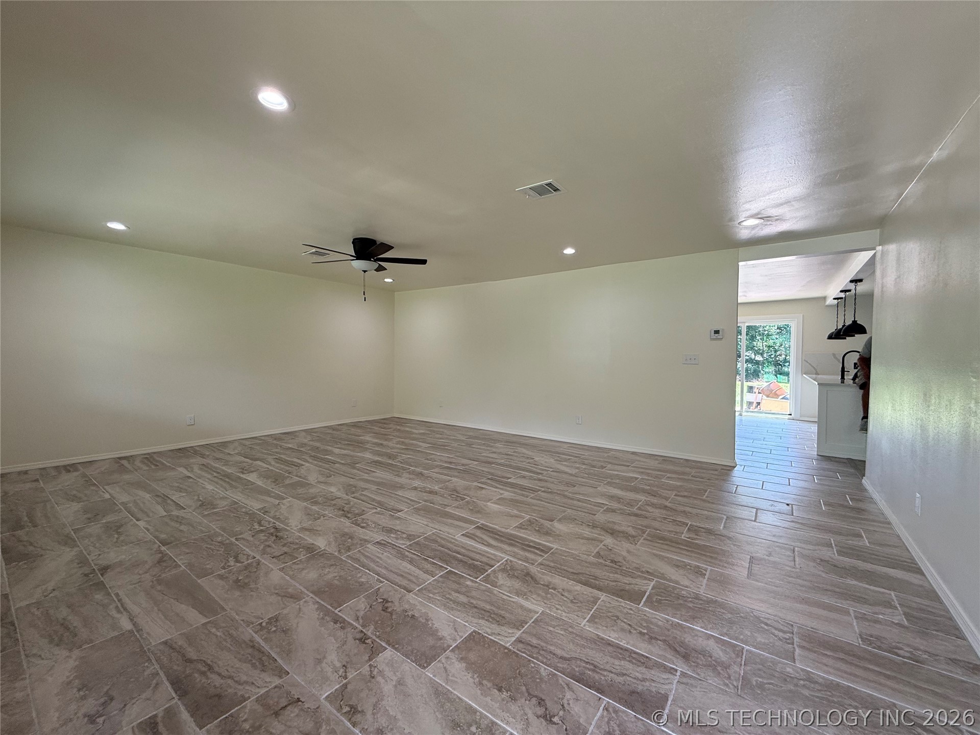 1146 E 50th Place N Tulsa OK 74126