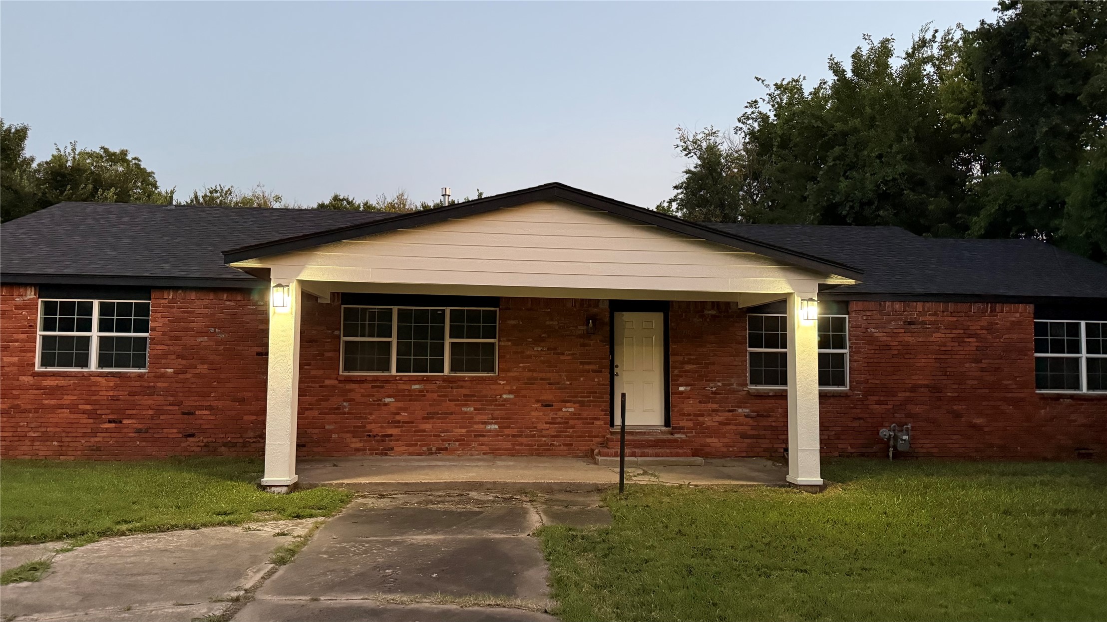 1146 E 50th Place N Tulsa OK 74126