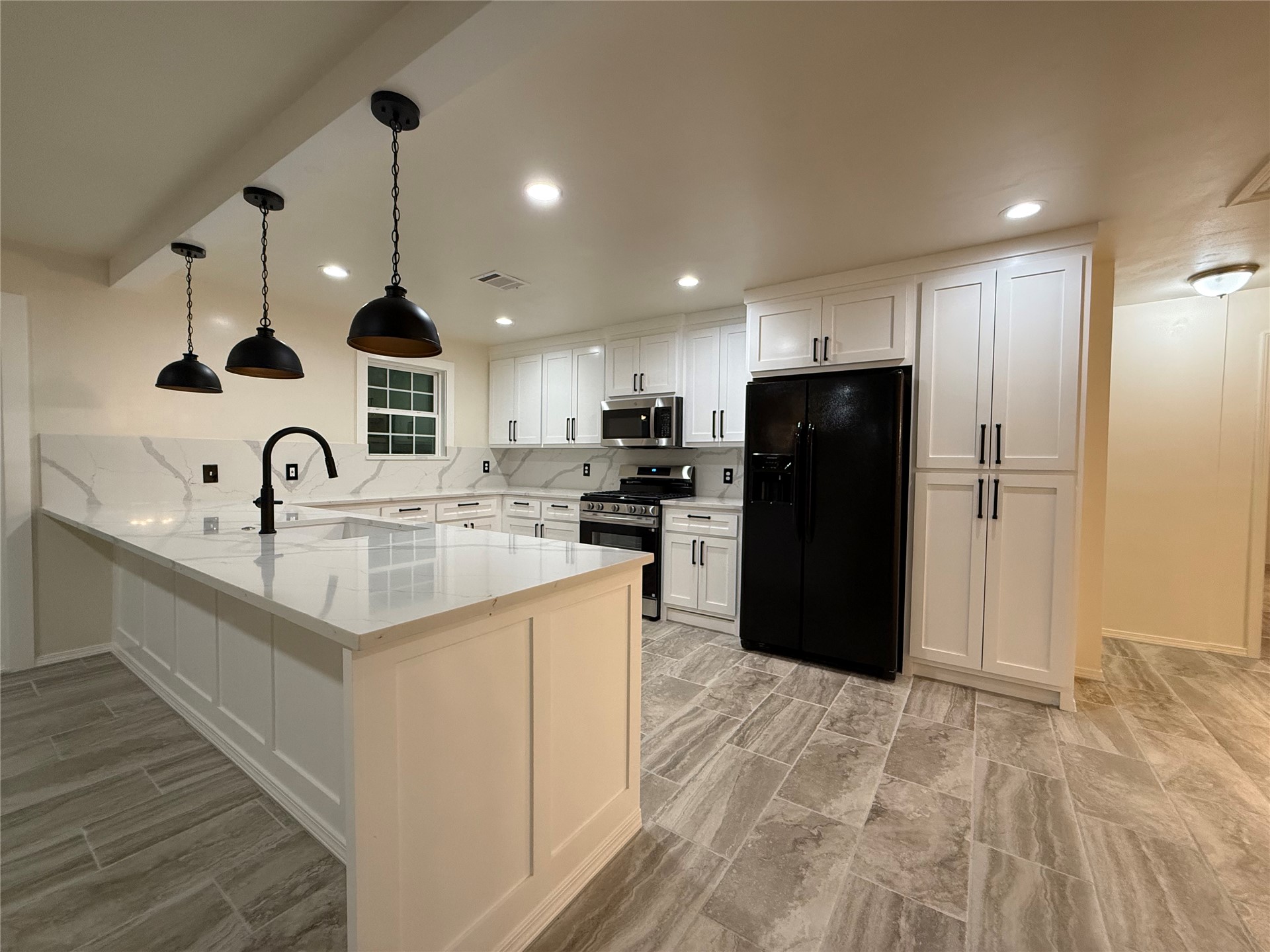 1146 E 50th Place N Tulsa OK 74126