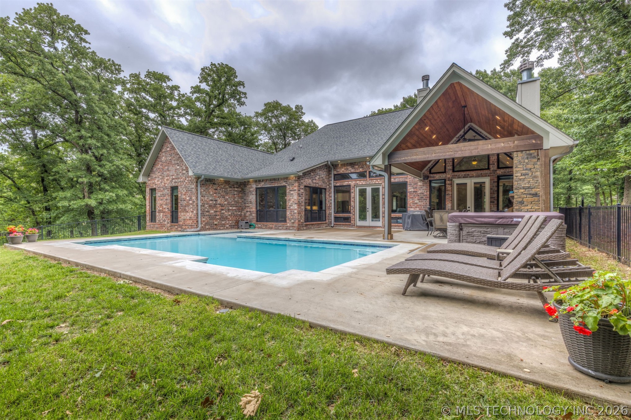 14220 S 257th Eastavenue Coweta OK 74429