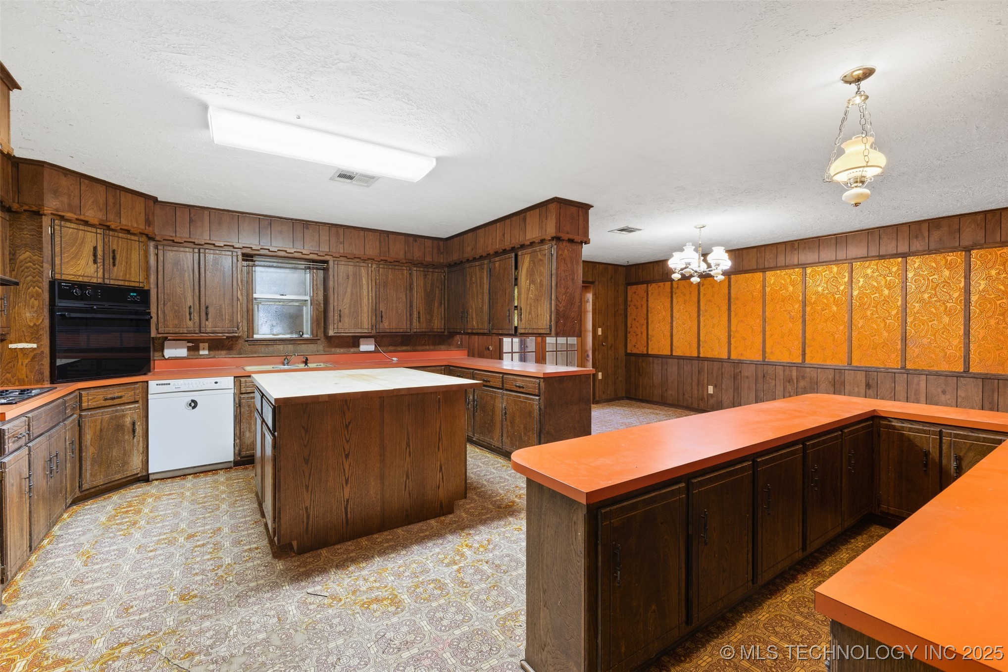 13003 County Road 1560 Ada OK 74820