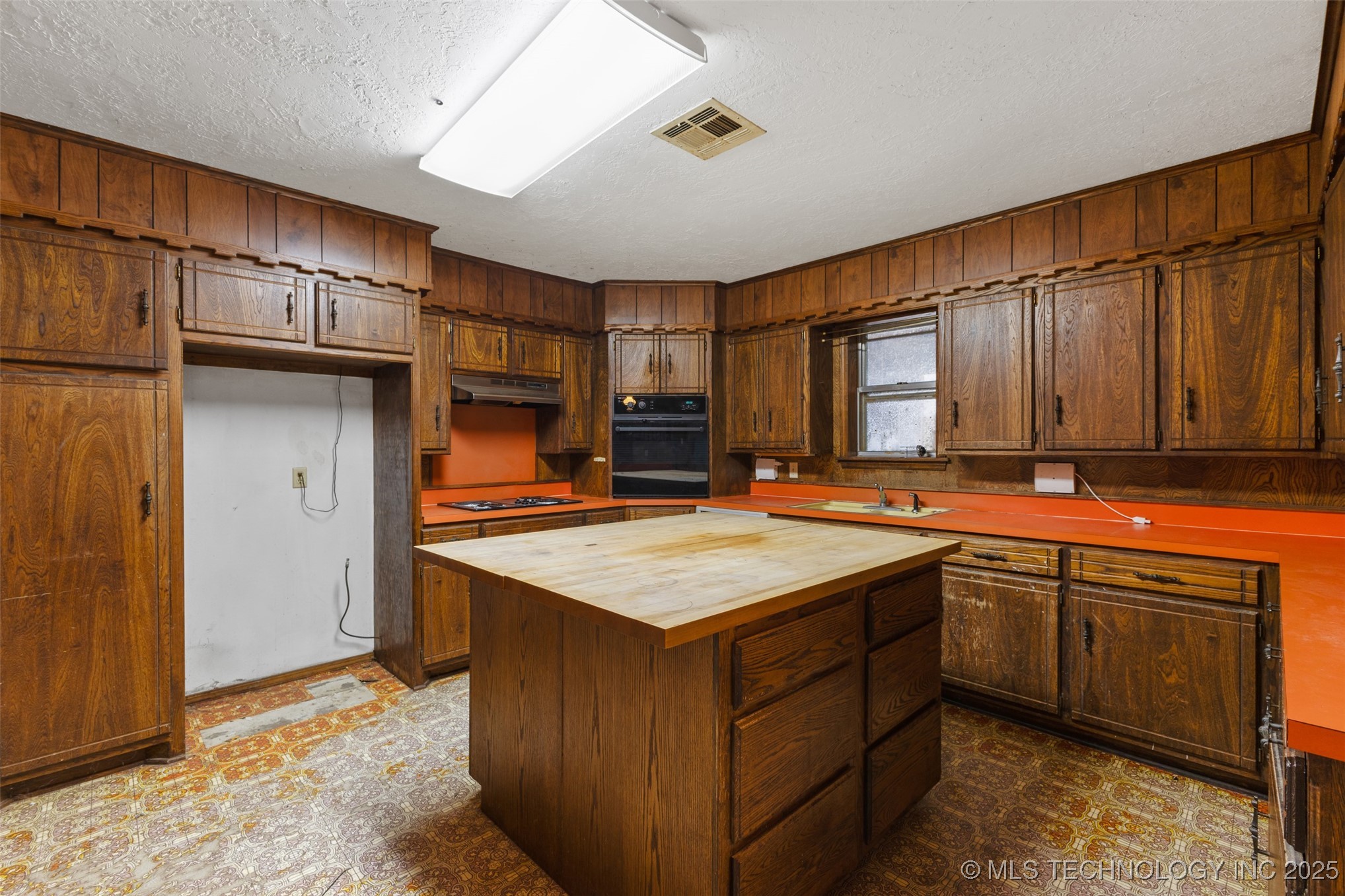 13003 County Road 1560 Ada OK 74820