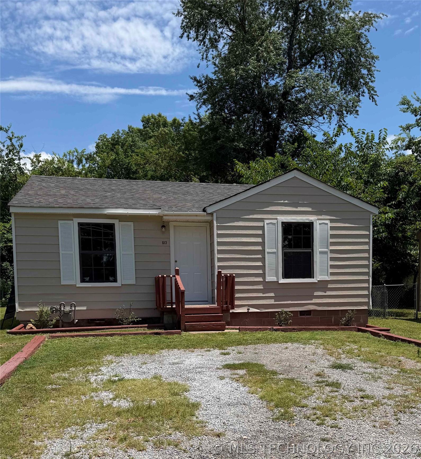 613 S Bluff Avenue Tahlequah OK 74464