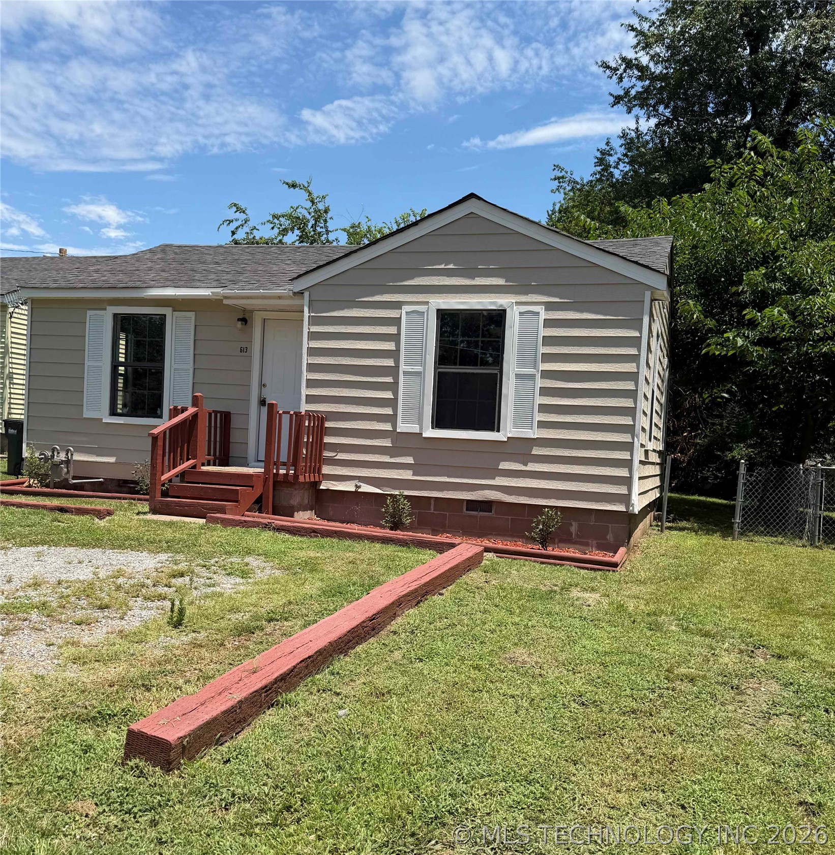 613 S Bluff Avenue Tahlequah OK 74464