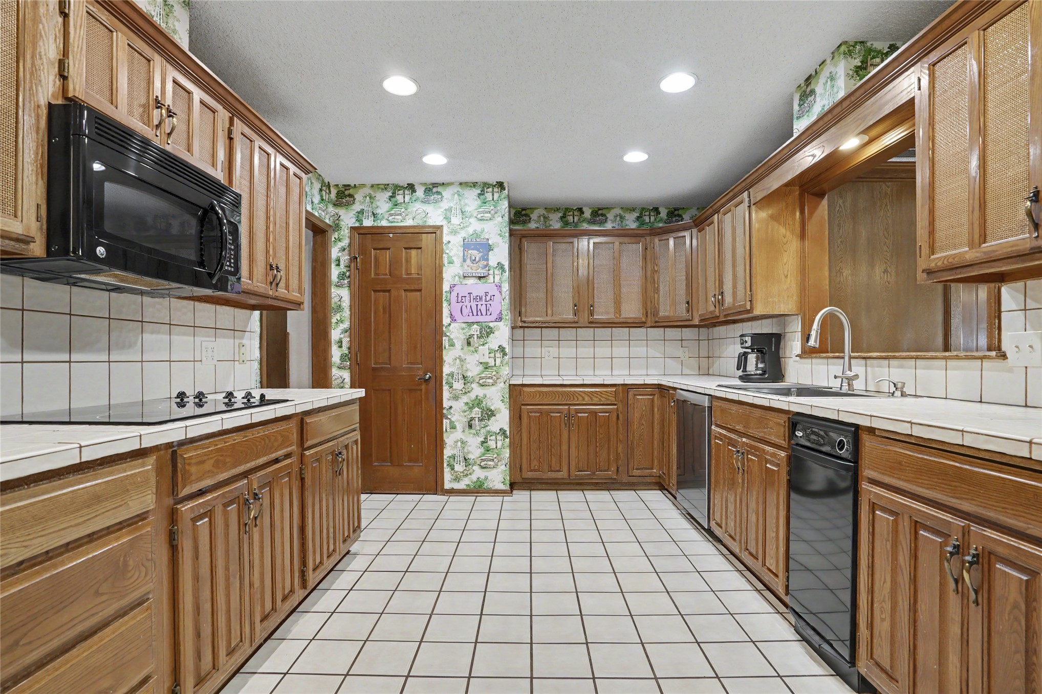 8401 Fairway Place Broken Arrow OK 74011
