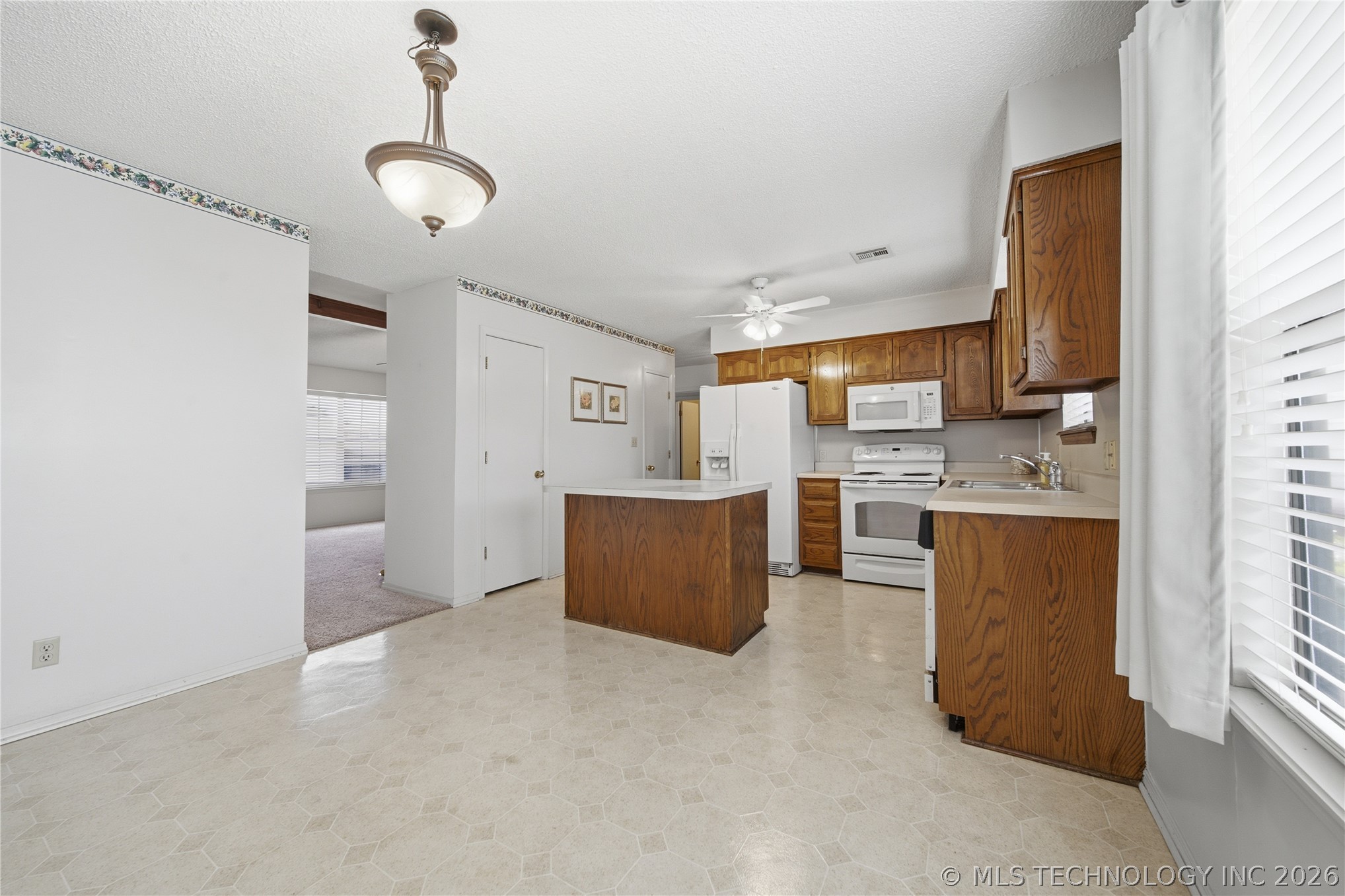 1467 W Evergreen Lane Claremore OK 74017