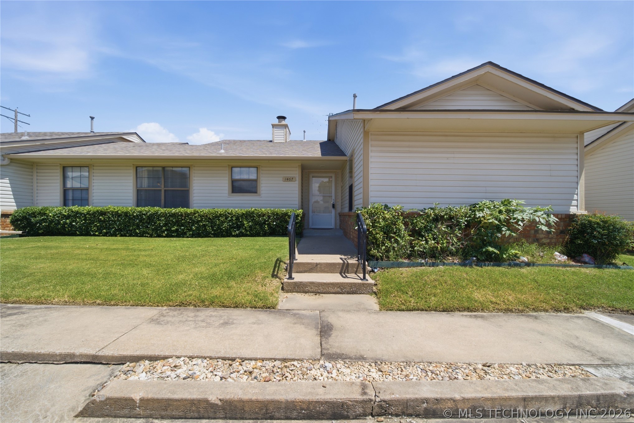 1467 W Evergreen Lane Claremore OK 74017