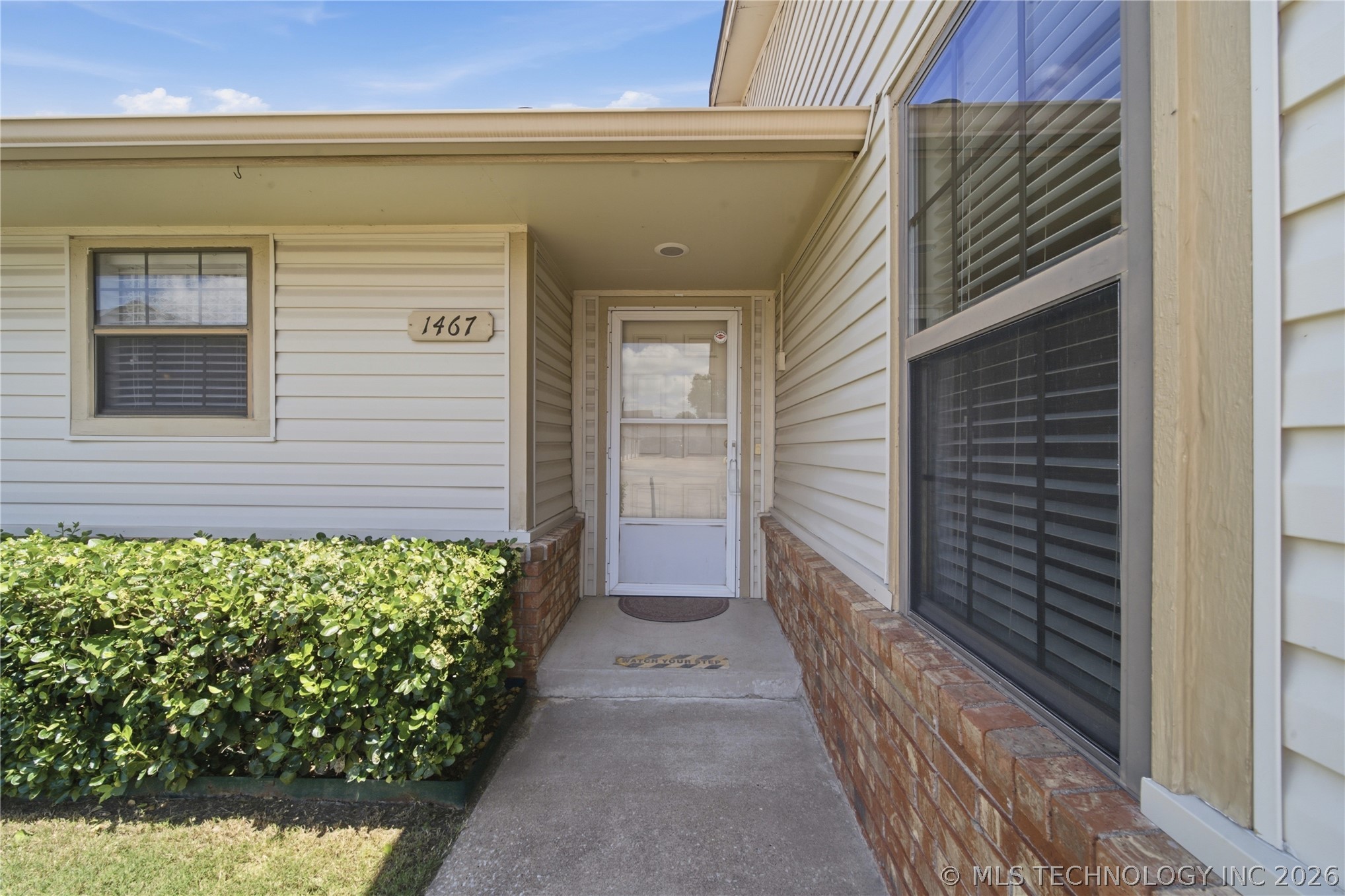 1467 W Evergreen Lane Claremore OK 74017