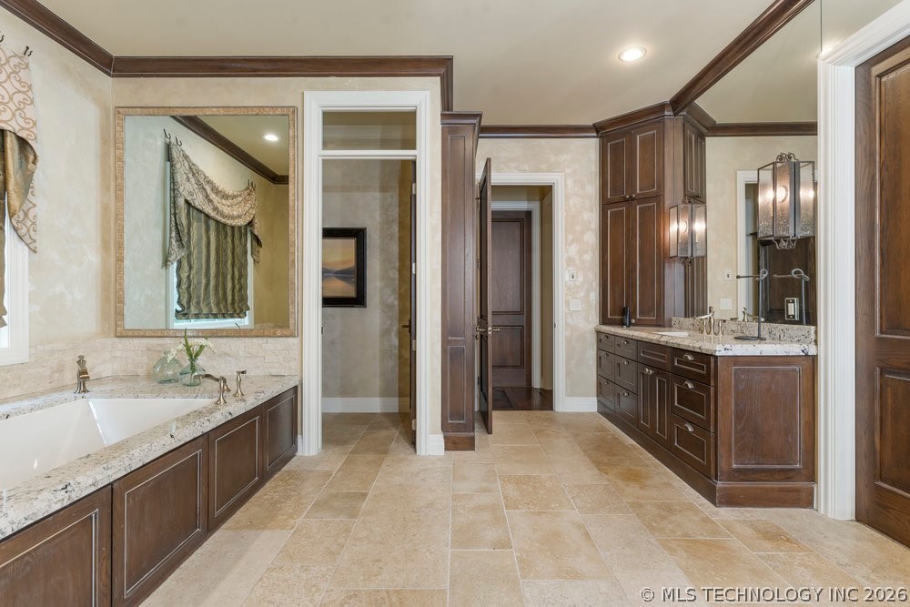 19433 E Clear Brook Road Owasso OK 74055