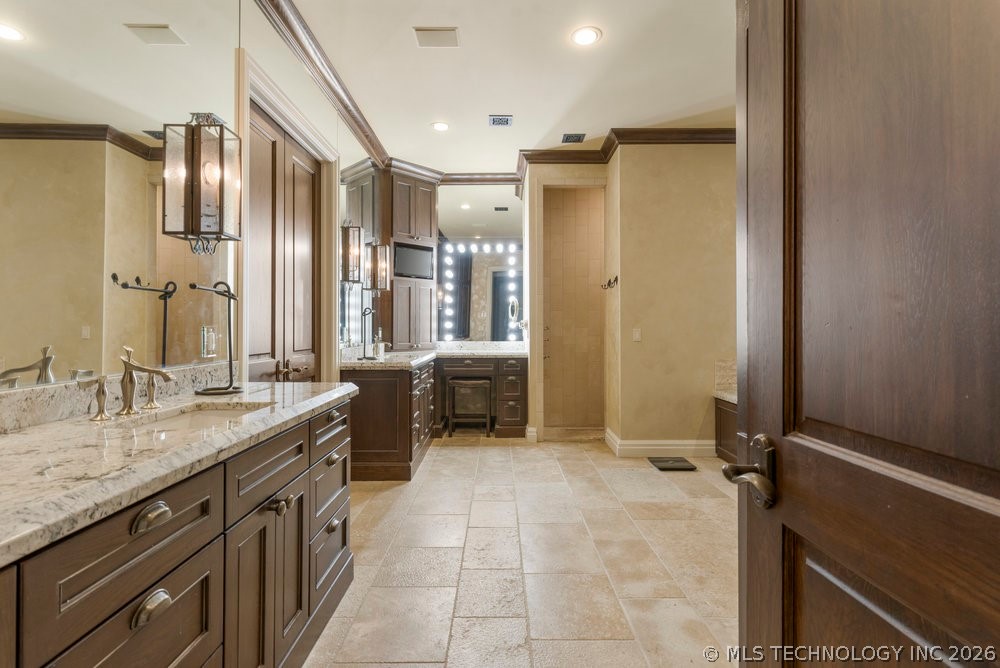 19433 E Clear Brook Road Owasso OK 74055