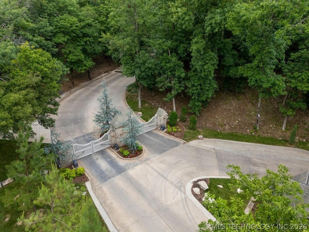 19433 E Clear Brook Road Owasso OK 74055