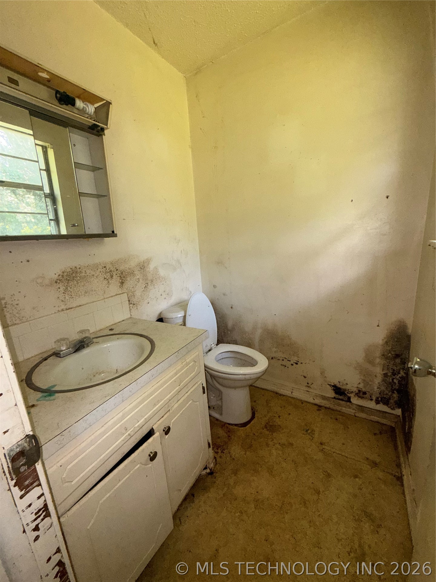 2203 Oak Street Idabel OK 74745