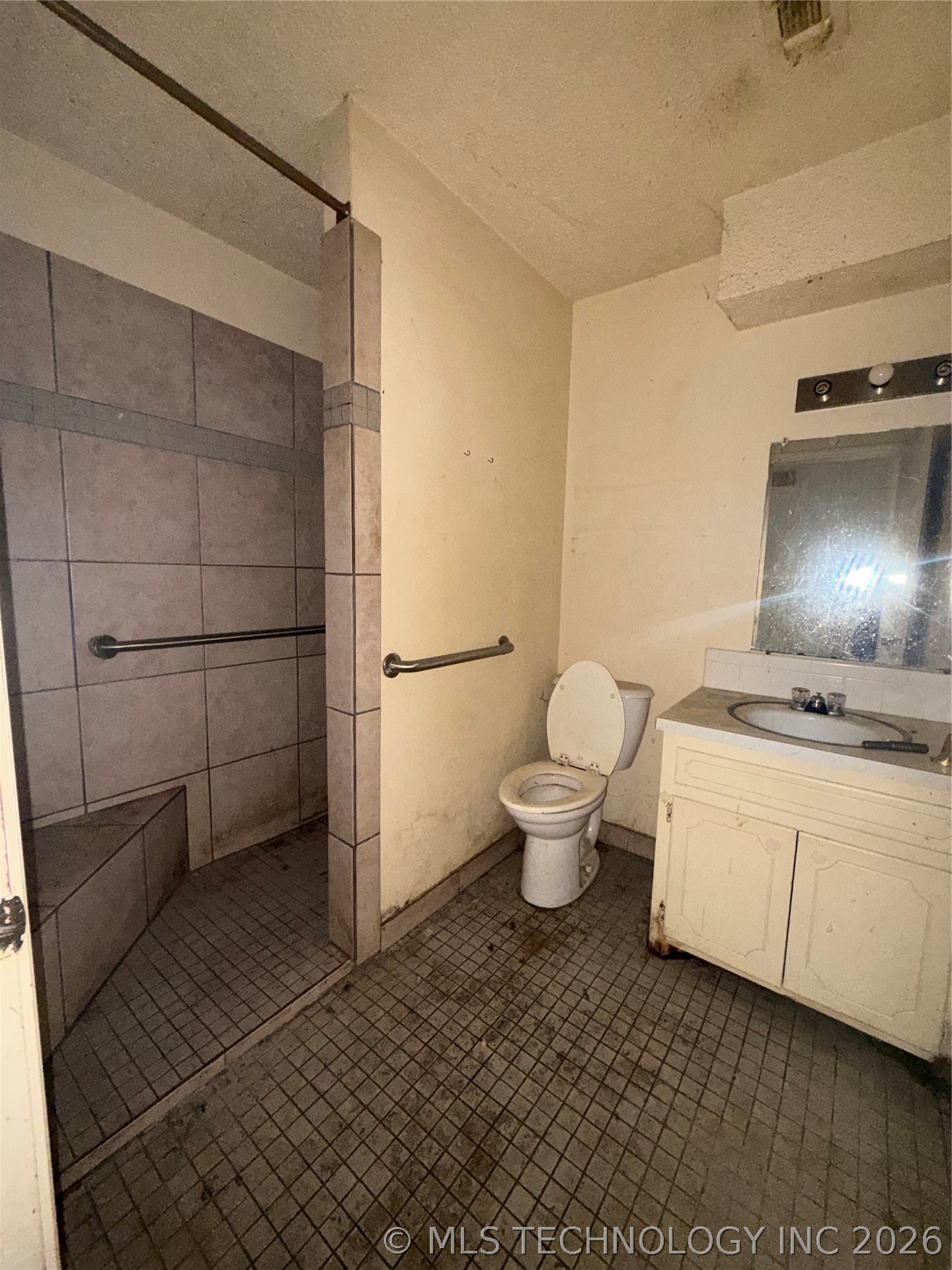 2203 Oak Street Idabel OK 74745
