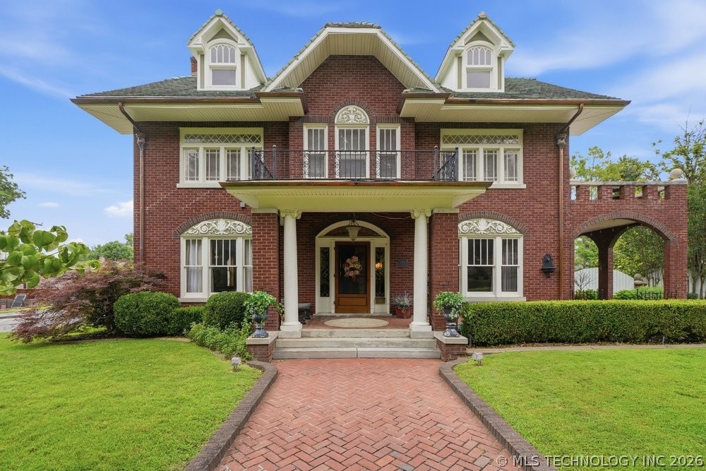 221 Woodward Boulevard Tulsa OK 74114