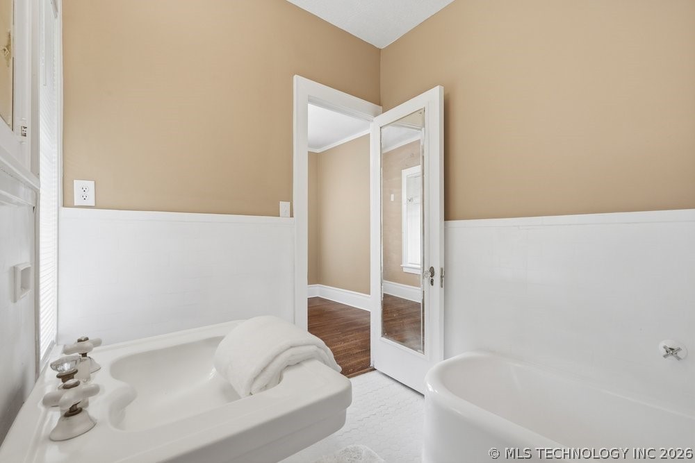 221 Woodward Boulevard Tulsa OK 74114