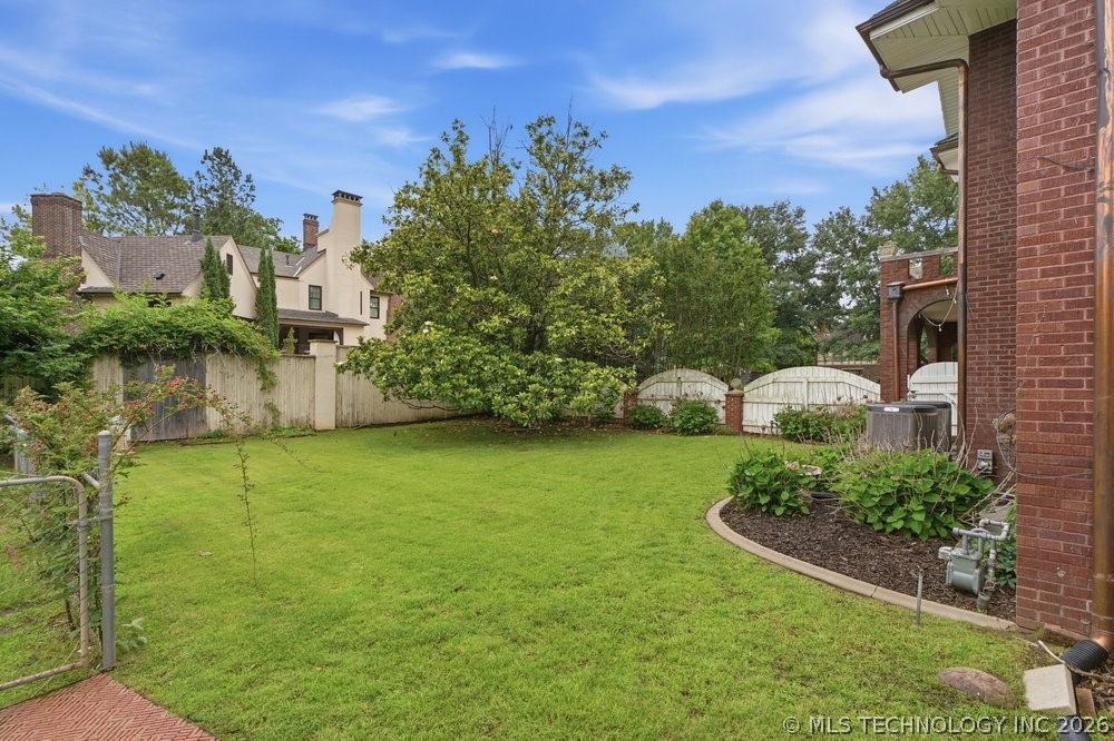 221 Woodward Boulevard Tulsa OK 74114