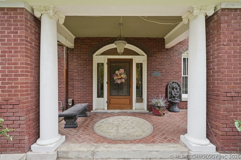 221 Woodward Boulevard Tulsa OK 74114