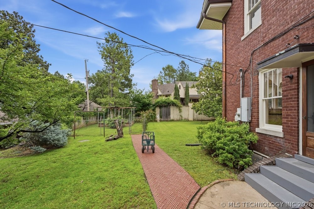 221 Woodward Boulevard Tulsa OK 74114