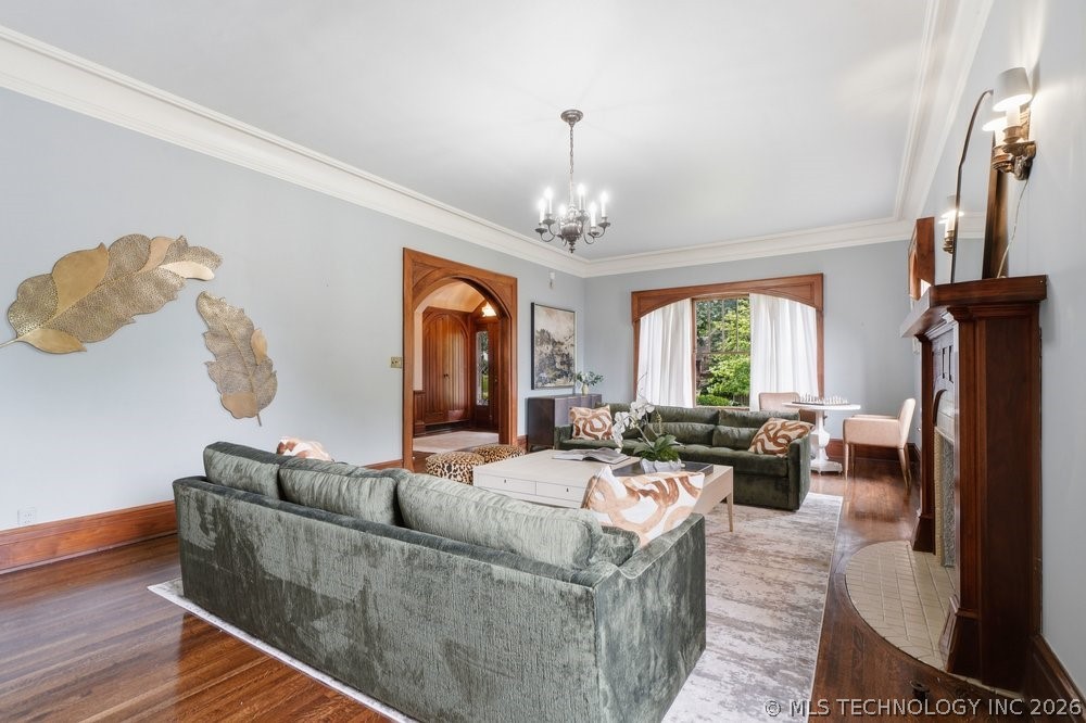221 Woodward Boulevard Tulsa OK 74114