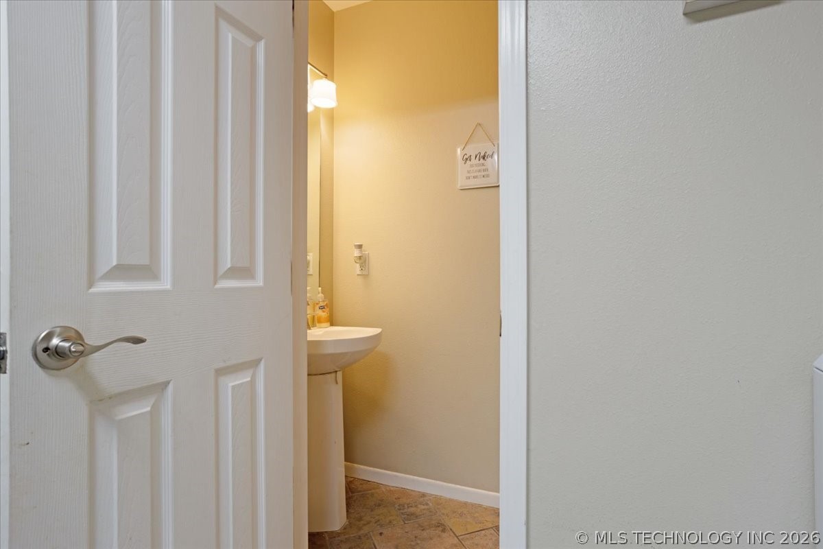 3007 N 12th Avenue Durant OK 74701