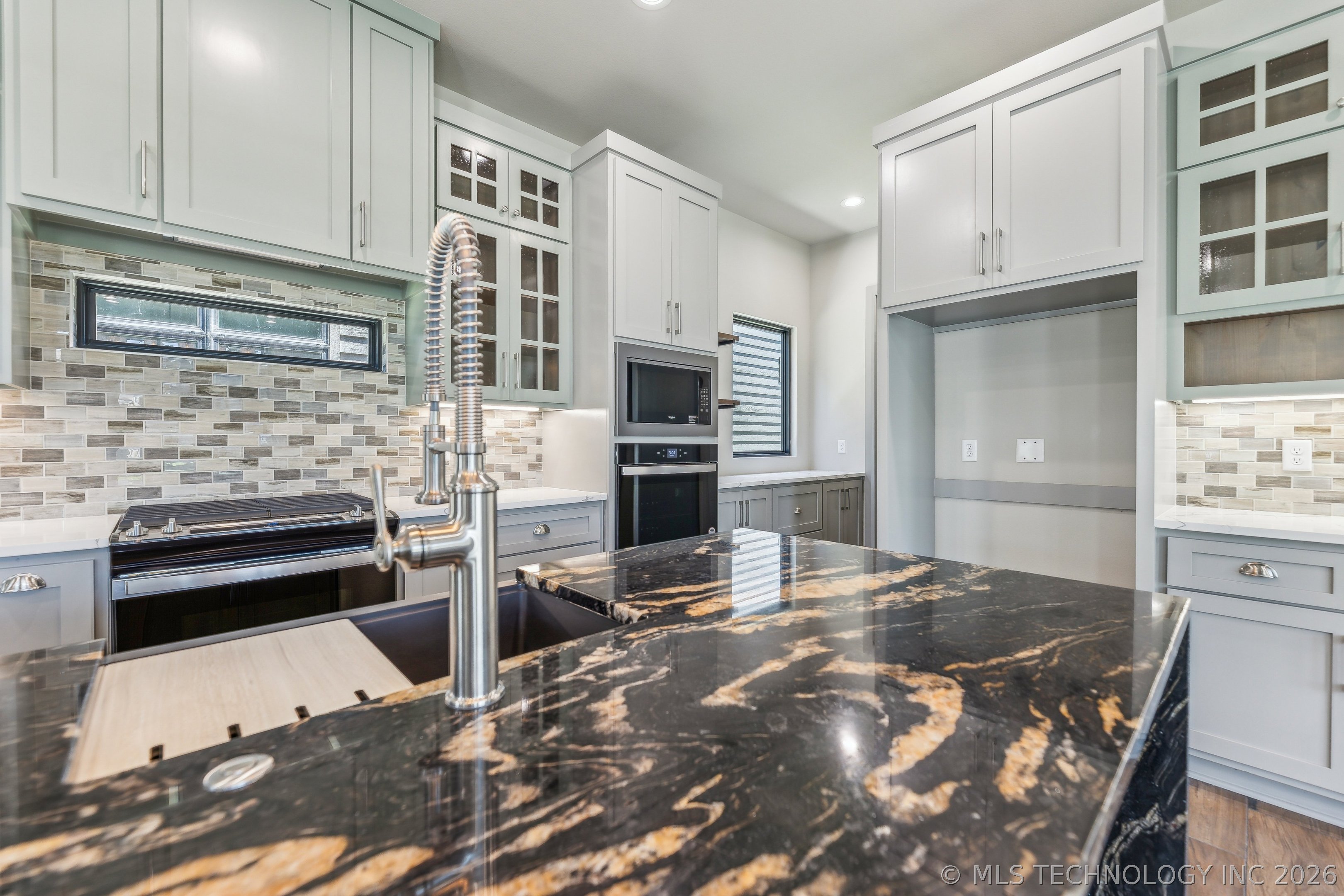 421 W Ft Worth Street Broken Arrow OK 74012