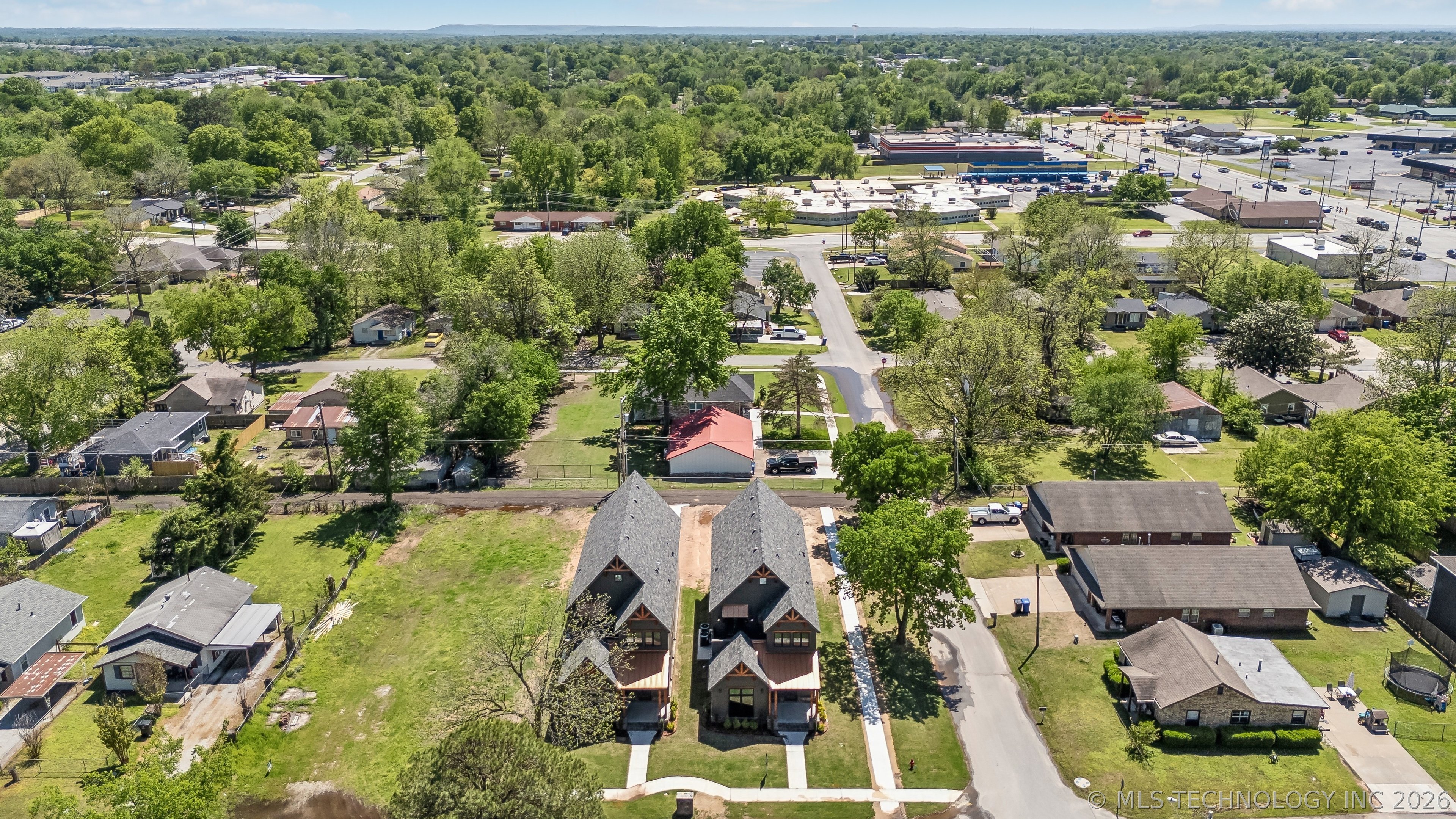 421 W Ft Worth Street Broken Arrow OK 74012