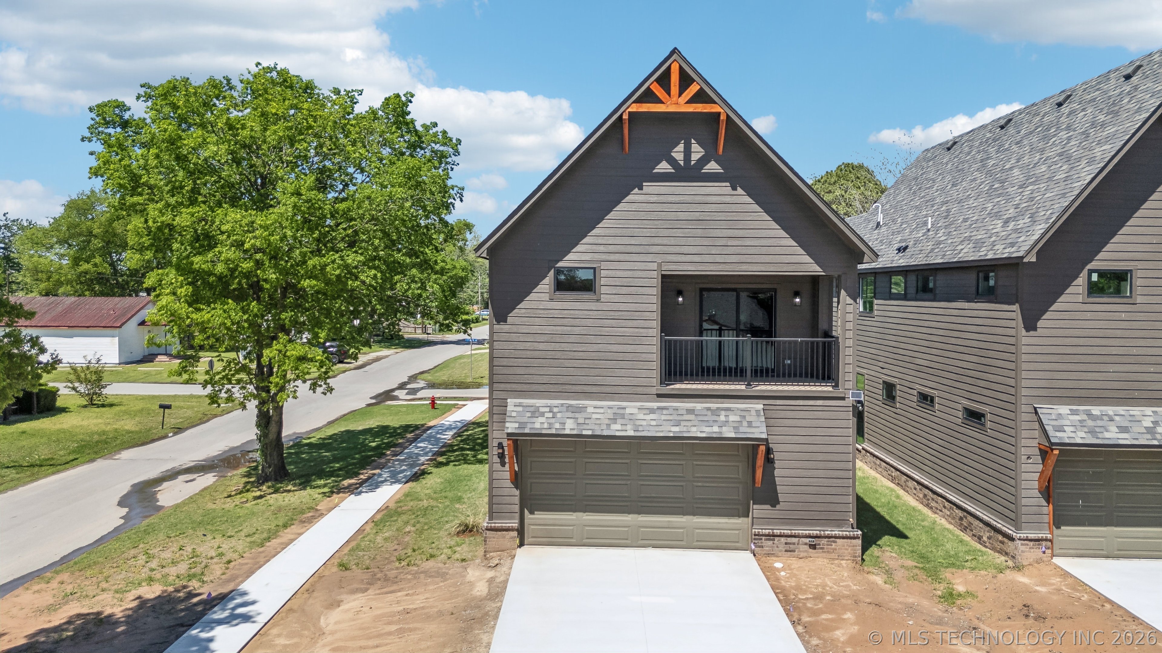 421 W Ft Worth Street Broken Arrow OK 74012