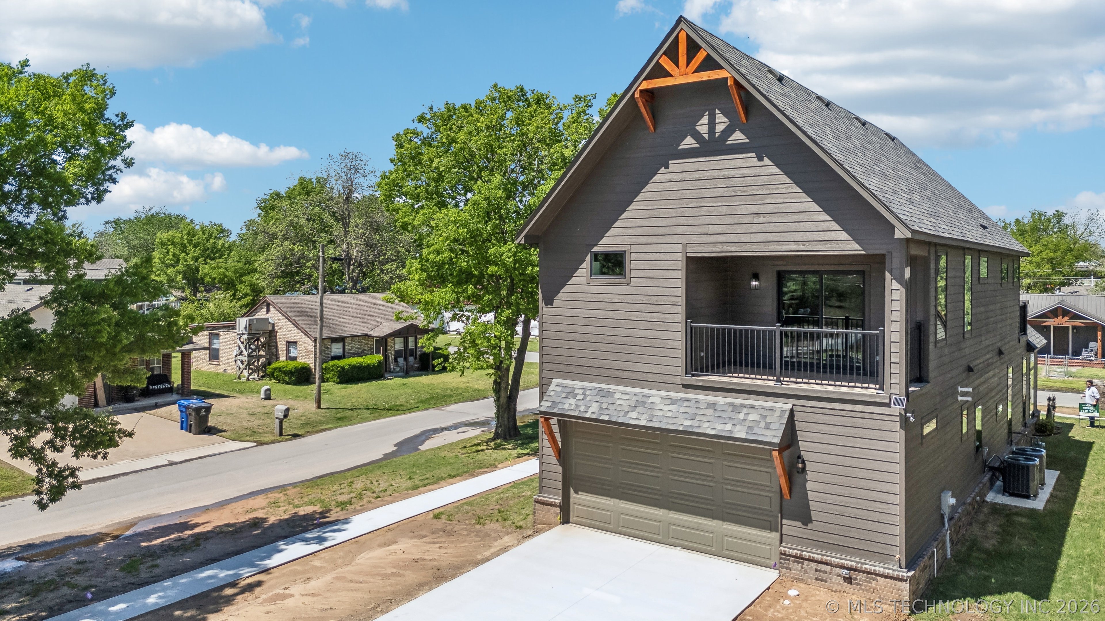 421 W Ft Worth Street Broken Arrow OK 74012