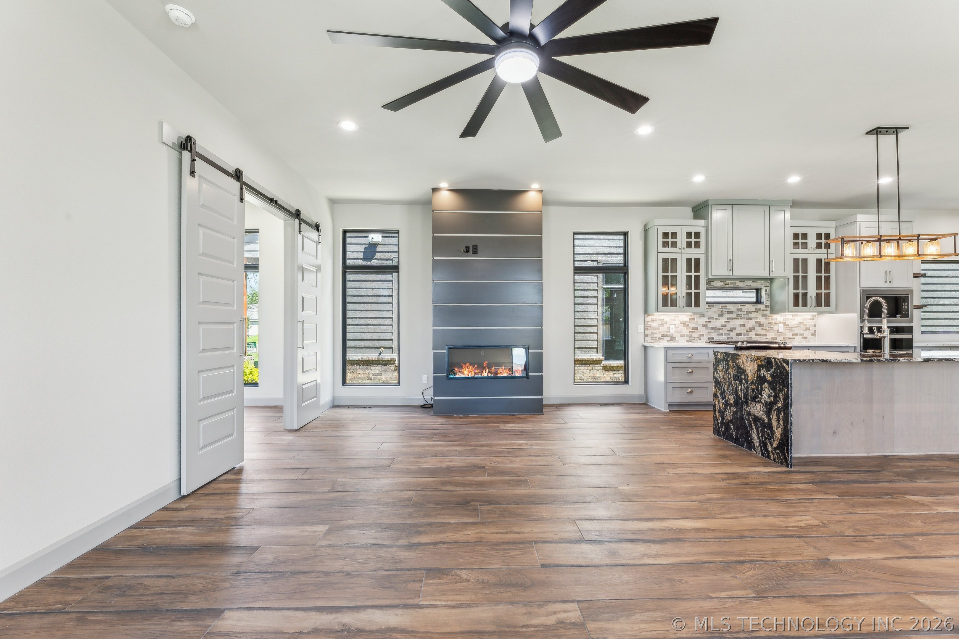 421 W Ft Worth Street Broken Arrow OK 74012
