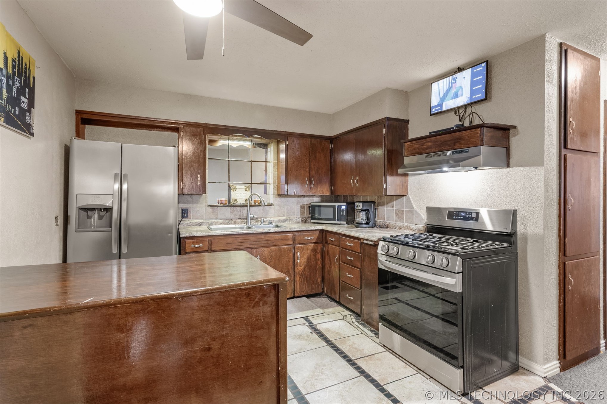 407 N Hillman Avenue Okmulgee OK 74447