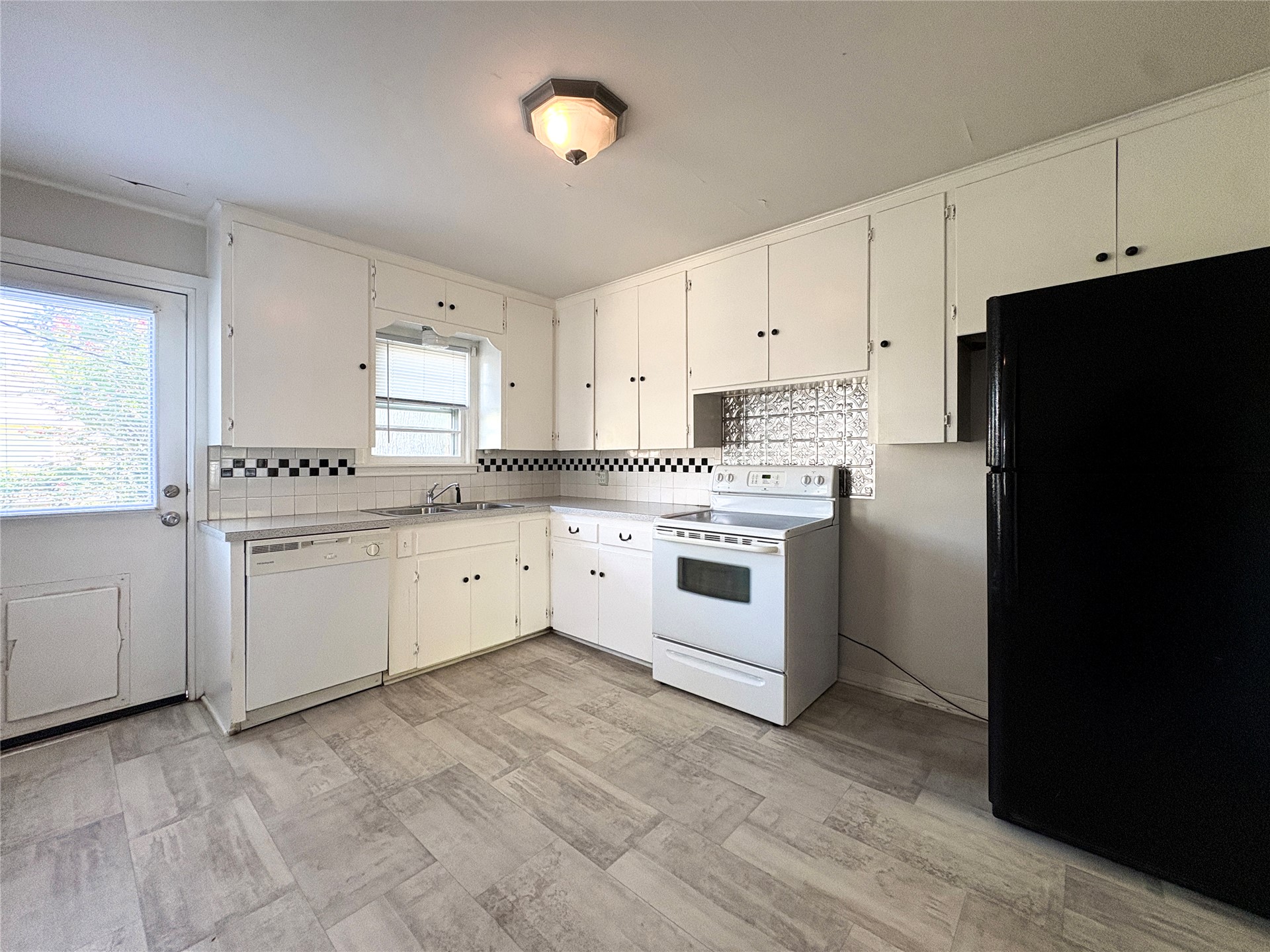 4807 S Detroit Avenue Tulsa OK 74105