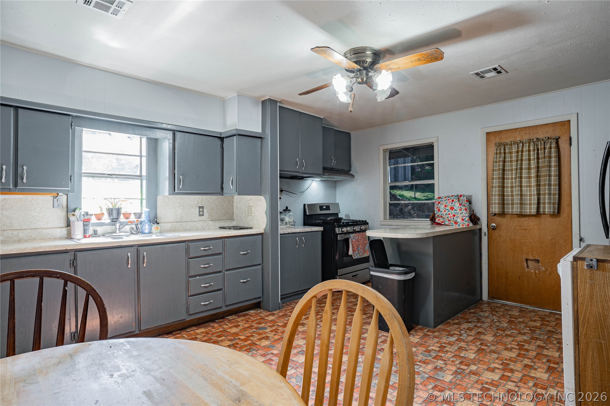 1020 W 1st Street Hominy OK 74035