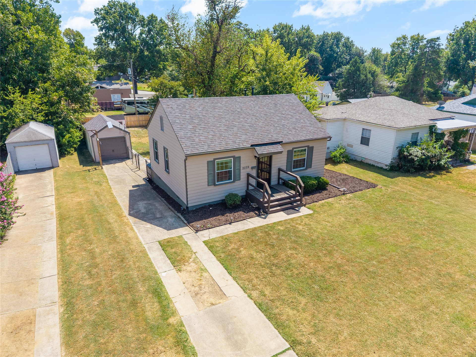 2239 S Oswego Avenue Tulsa OK 74114