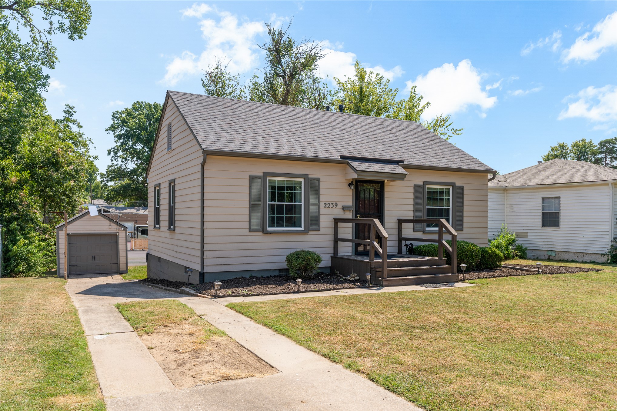 2239 S Oswego Avenue Tulsa OK 74114