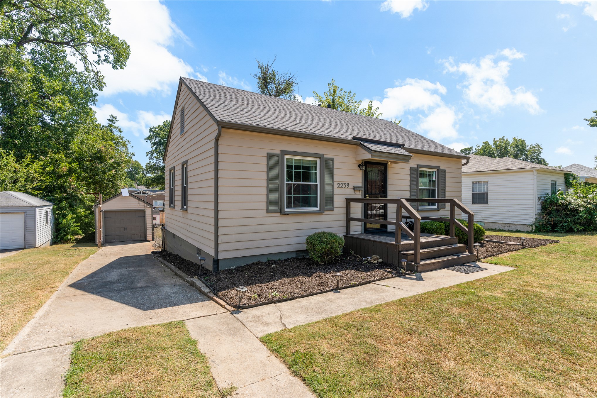 2239 S Oswego Avenue Tulsa OK 74114